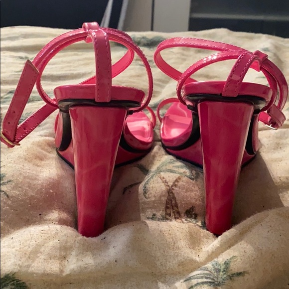 Hot pink wedges - Picture 3 of 3